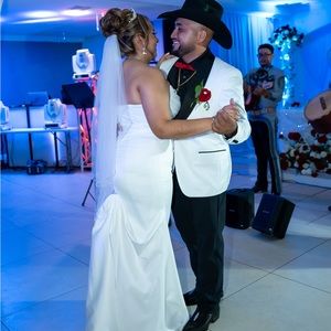 Meet your Posher, Jacqueline